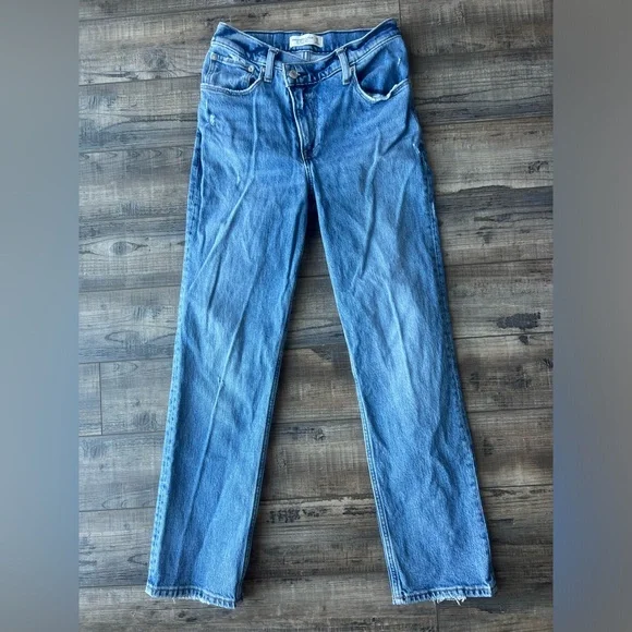 Abercrombie & Fitch - Ultra High Rise 90s Straight Jean - Size 26 Short - Picture 3 of 6